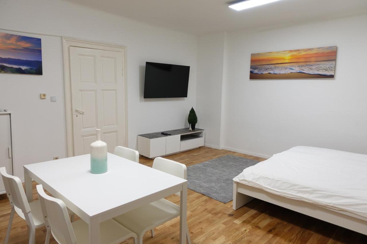 Comfortable Apartment In Central Відень Екстер'єр фото